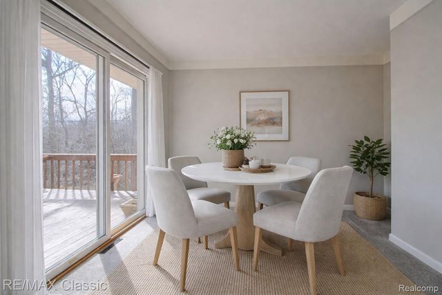 5155 Daron Lane, West Bloomfield Charter Township, MI 48324