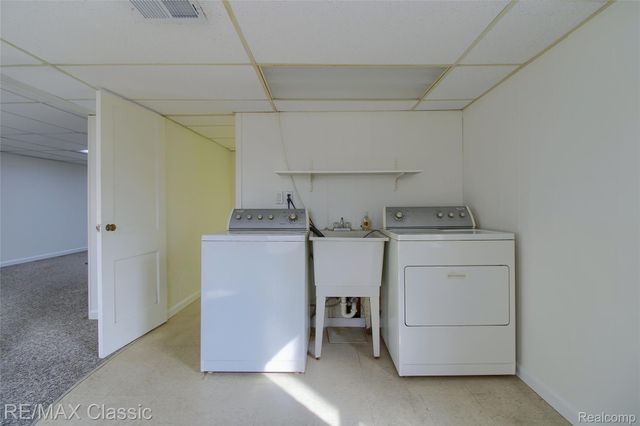 5155 Daron Lane, West Bloomfield Charter Township, MI 48324