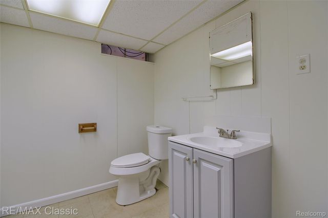 5155 Daron Lane, West Bloomfield Charter Township, MI 48324