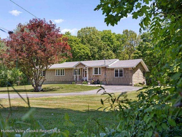 284 Tuckers Corners Road, Highland, NY 12528