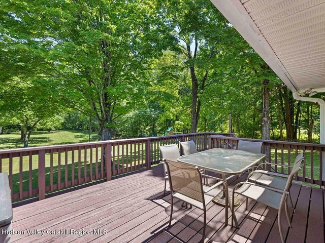 284 Tuckers Corners Road, Highland, NY 12528