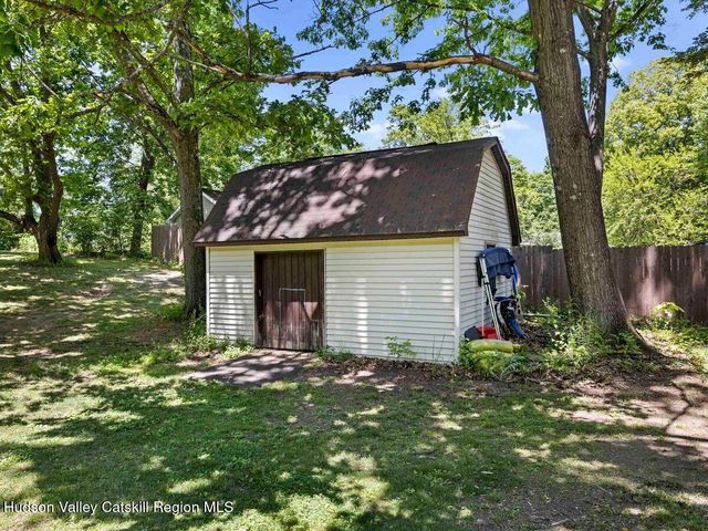 284 Tuckers Corners Road, Highland, NY 12528
