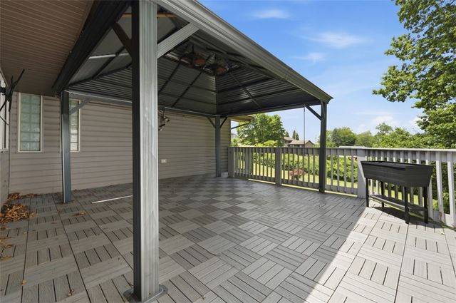 601 Wack Dr, Rochester Twp, PA 15074