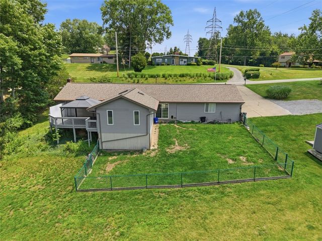 601 Wack Dr, Rochester Twp, PA 15074