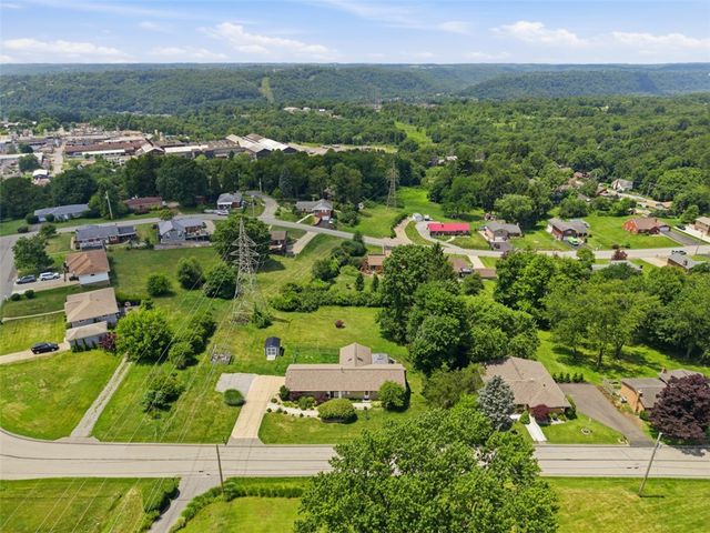 601 Wack Dr, Rochester Twp, PA 15074