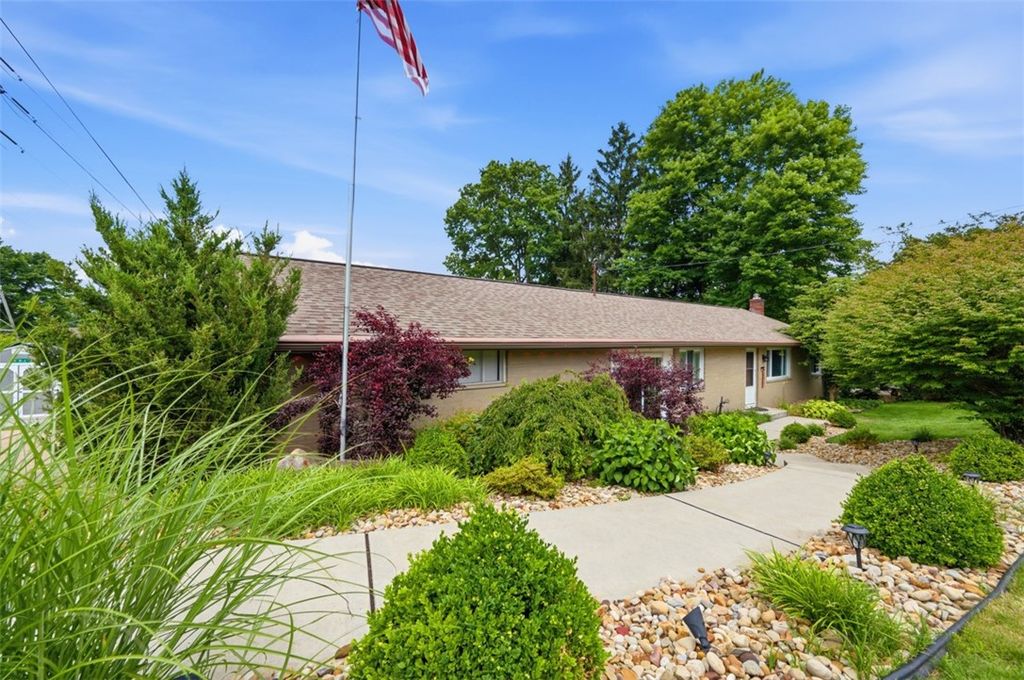 601 Wack Dr, Rochester Twp, PA 15074