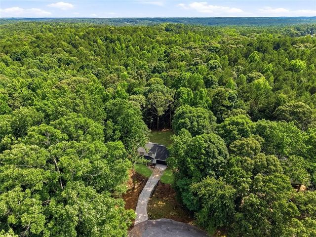 3434 Irvin Drive, Loganville, GA 30052