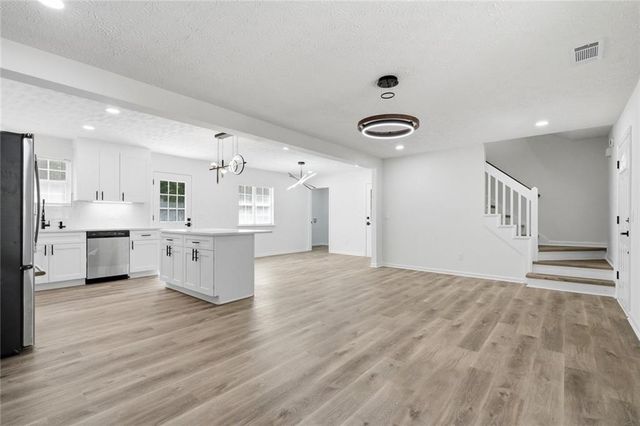 3434 Irvin Drive, Loganville, GA 30052