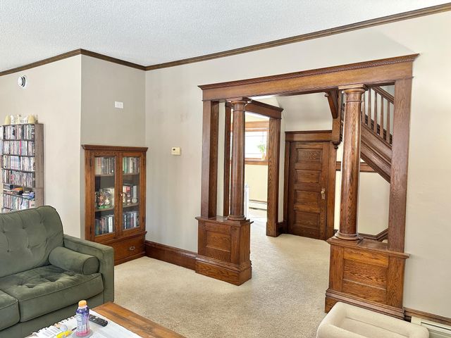 613 W Fountain Street, Albert Lea, MN 56007