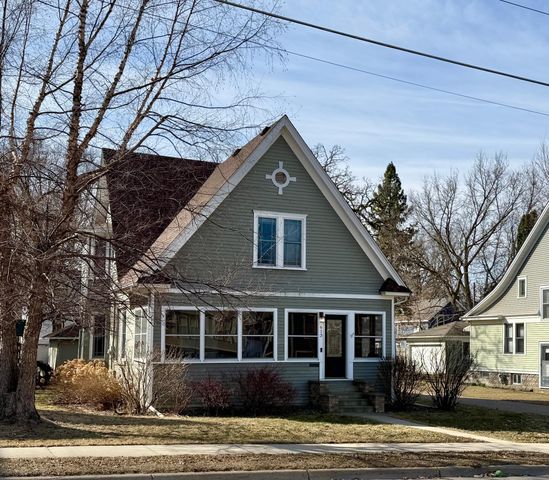 613 W Fountain Street, Albert Lea, MN 56007