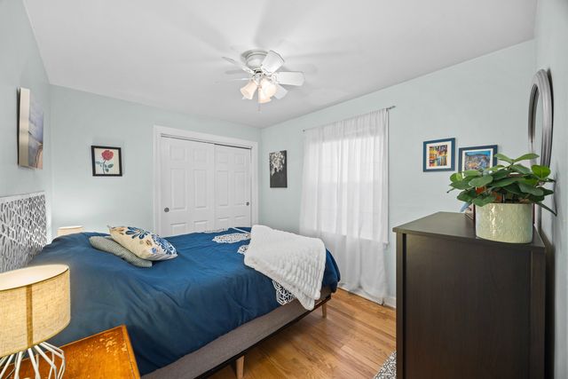 4906 W Argyle Street, Chicago, IL 60630