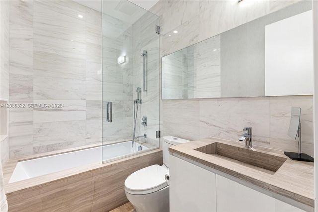 401 E Rivo Alto Drive, Miami Beach, FL 33139