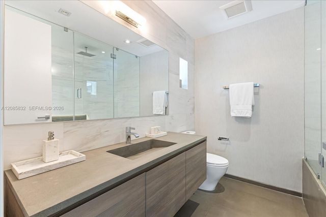 401 E Rivo Alto Drive, Miami Beach, FL 33139