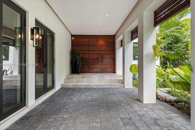 401 E Rivo Alto Drive, Miami Beach, FL 33139