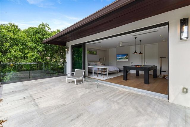 401 E Rivo Alto Drive, Miami Beach, FL 33139