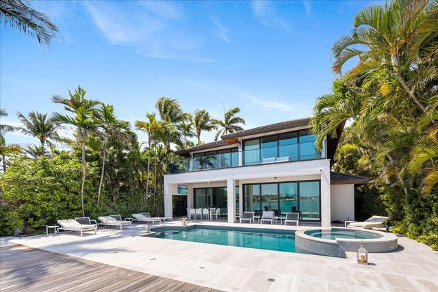 401 E Rivo Alto Drive, Miami Beach, FL 33139