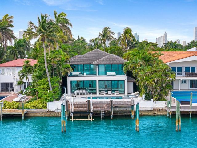 401 E Rivo Alto Drive, Miami Beach, FL 33139