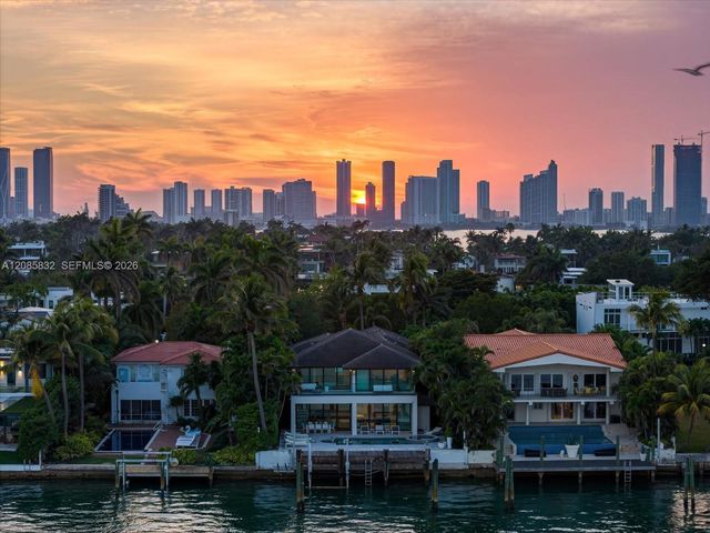 401 E Rivo Alto Drive, Miami Beach, FL 33139
