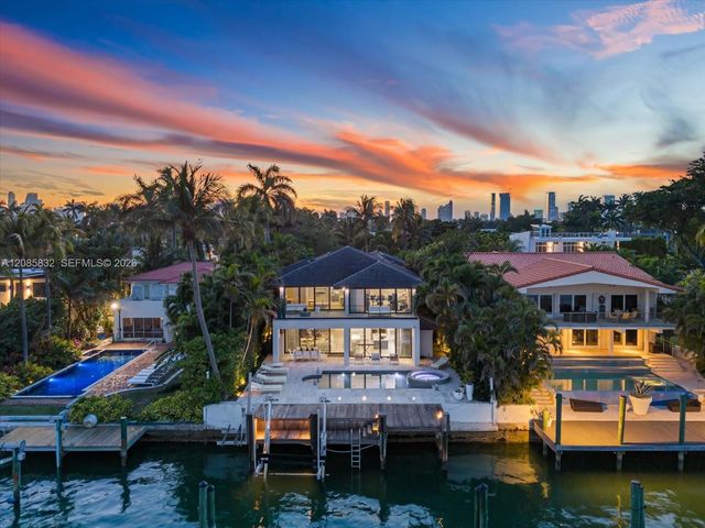 401 E Rivo Alto Drive, Miami Beach, FL 33139