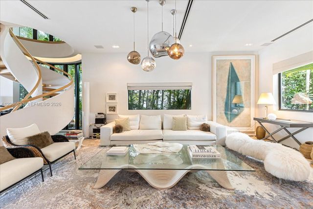 401 E Rivo Alto Drive, Miami Beach, FL 33139