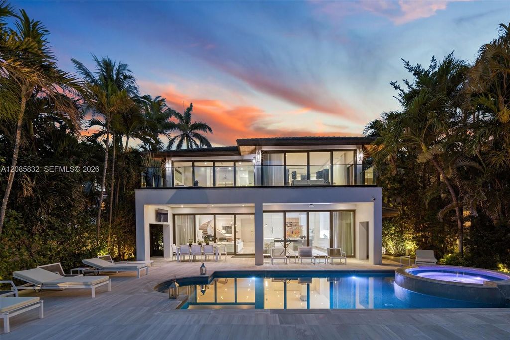 401 E Rivo Alto Drive, Miami Beach, FL 33139