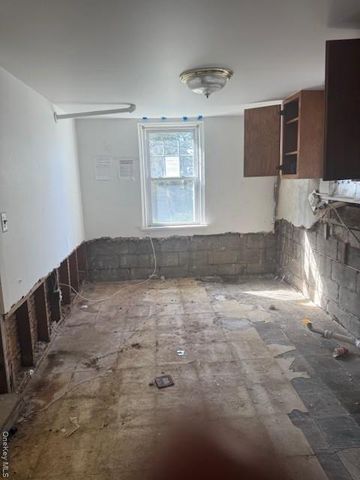 41 N Goodwin Avenue, Elmsford, NY 10523