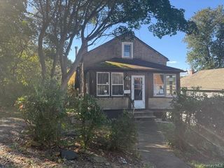 41 N Goodwin Avenue, Elmsford, NY 10523