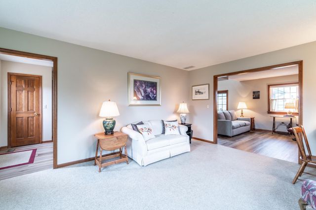 2819 Golden Fields Court, Fort Wayne, IN 46818