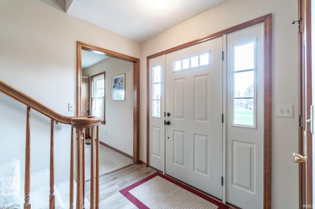 2819 Golden Fields Court, Fort Wayne, IN 46818