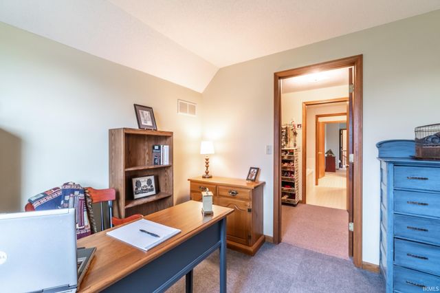 2819 Golden Fields Court, Fort Wayne, IN 46818