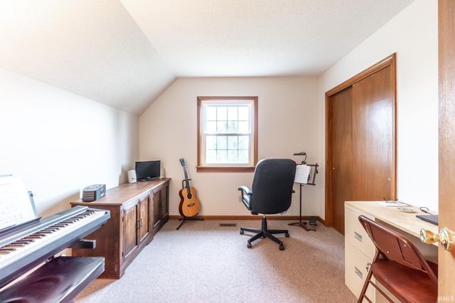 2819 Golden Fields Court, Fort Wayne, IN 46818