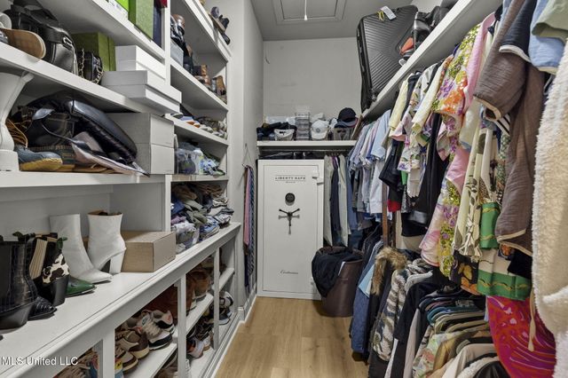 115 Camden Court, Madison, MS 39110