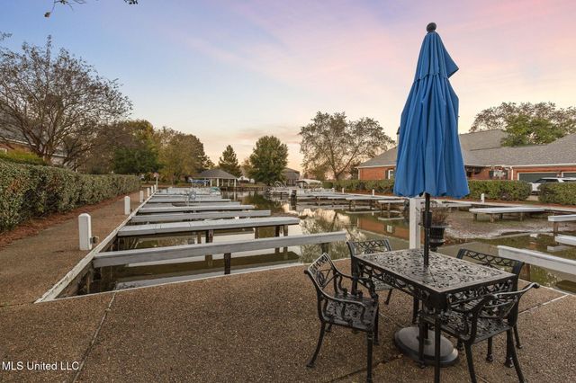 115 Camden Court, Madison, MS 39110