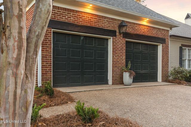 115 Camden Court, Madison, MS 39110