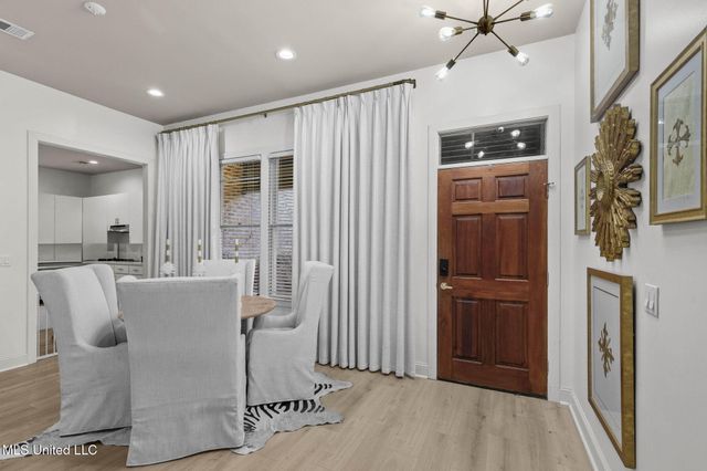 115 Camden Court, Madison, MS 39110