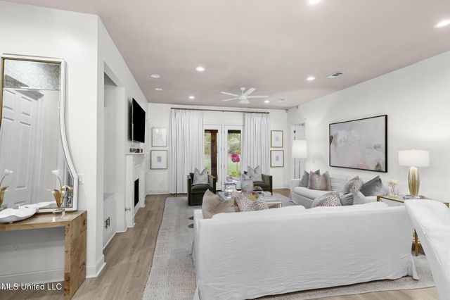 115 Camden Court, Madison, MS 39110