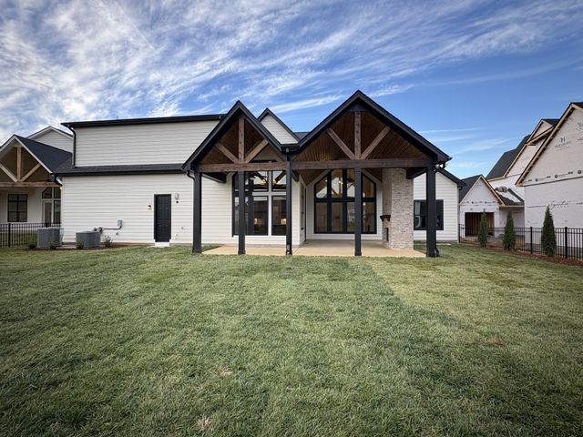 7517 Sutcliff Drive, College Grove, TN 37046