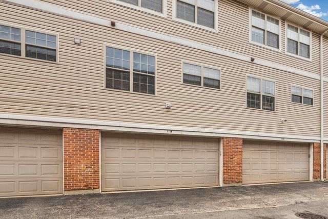 1114 Des Plaines Avenue, Forest Park, IL 60130
