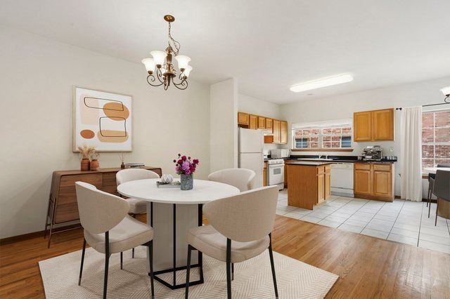 1114 Des Plaines Avenue, Forest Park, IL 60130