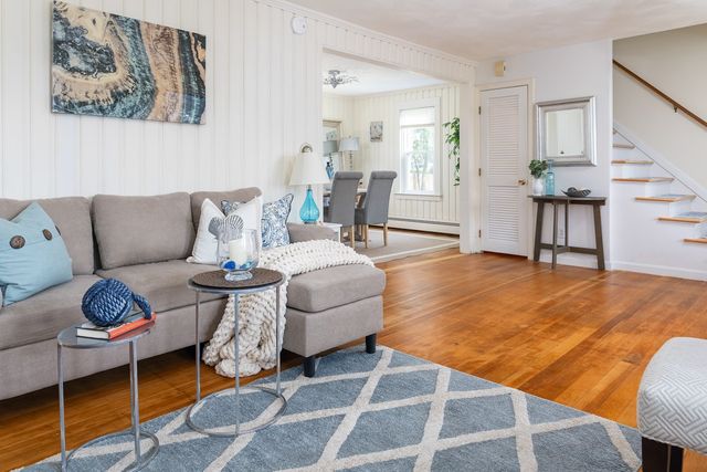72 Bay Road, Barrington, RI 02806
