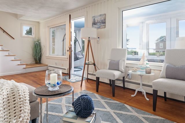 72 Bay Road, Barrington, RI 02806