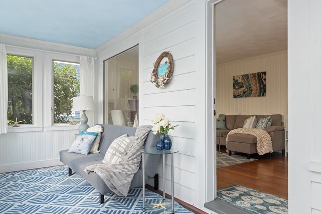 72 Bay Road, Barrington, RI 02806
