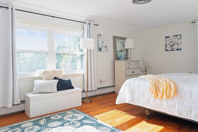 72 Bay Road, Barrington, RI 02806