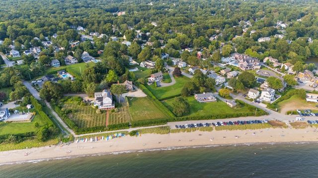 72 Bay Road, Barrington, RI 02806