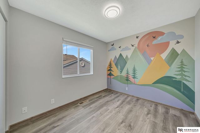 4135 W Huntington Avenue, Lincoln, NE 68528