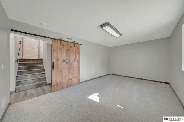 4135 W Huntington Avenue, Lincoln, NE 68528