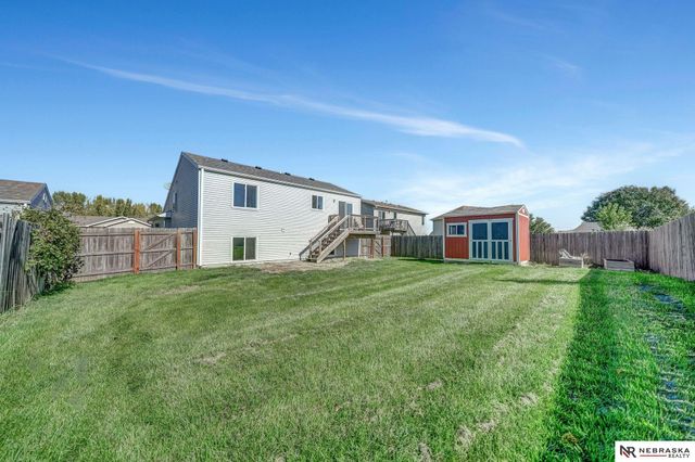 4135 W Huntington Avenue, Lincoln, NE 68528