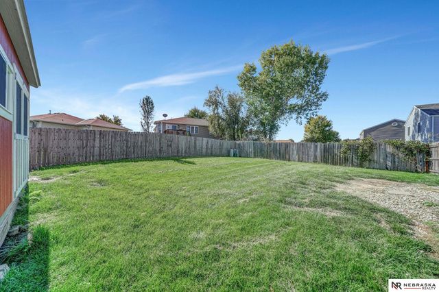 4135 W Huntington Avenue, Lincoln, NE 68528