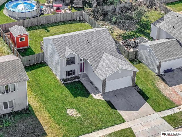 4135 W Huntington Avenue, Lincoln, NE 68528