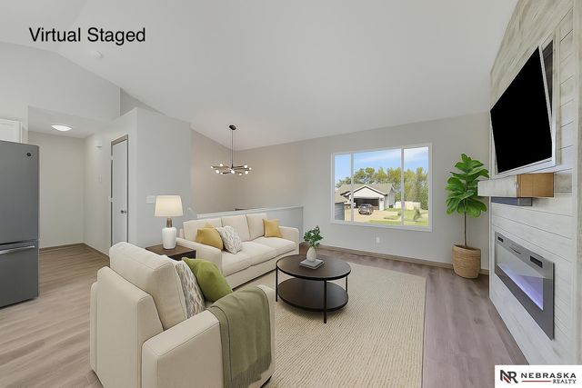 4135 W Huntington Avenue, Lincoln, NE 68528